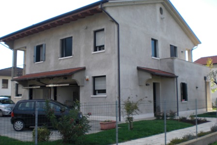 Fabbricato a Frescada prima del Cappotto e rivestimento          