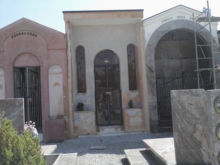 Chiesetta cimiteriale prima del restauro